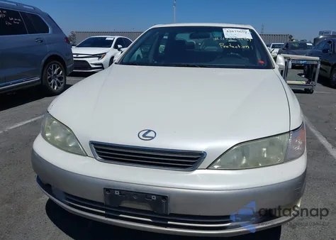 1997 Lexus Es 300 from USA, damaged, VIN JT8BF22G5V0023891